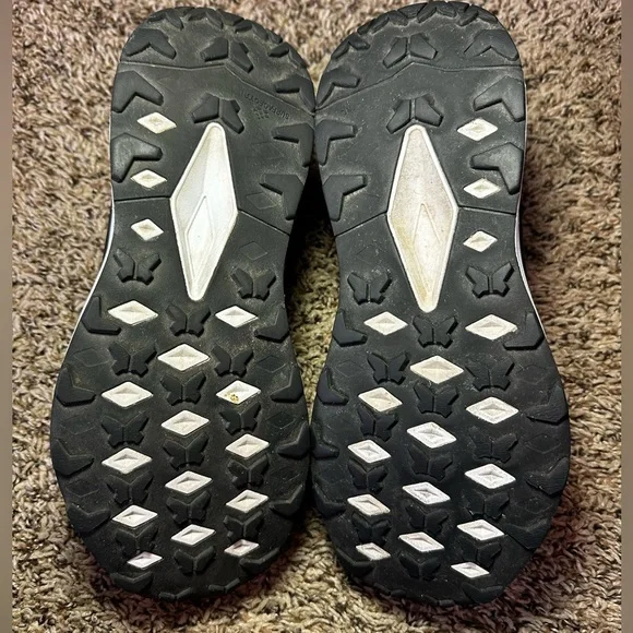 The North Face Black and White Athletic Shoes - Picture 8 of 9